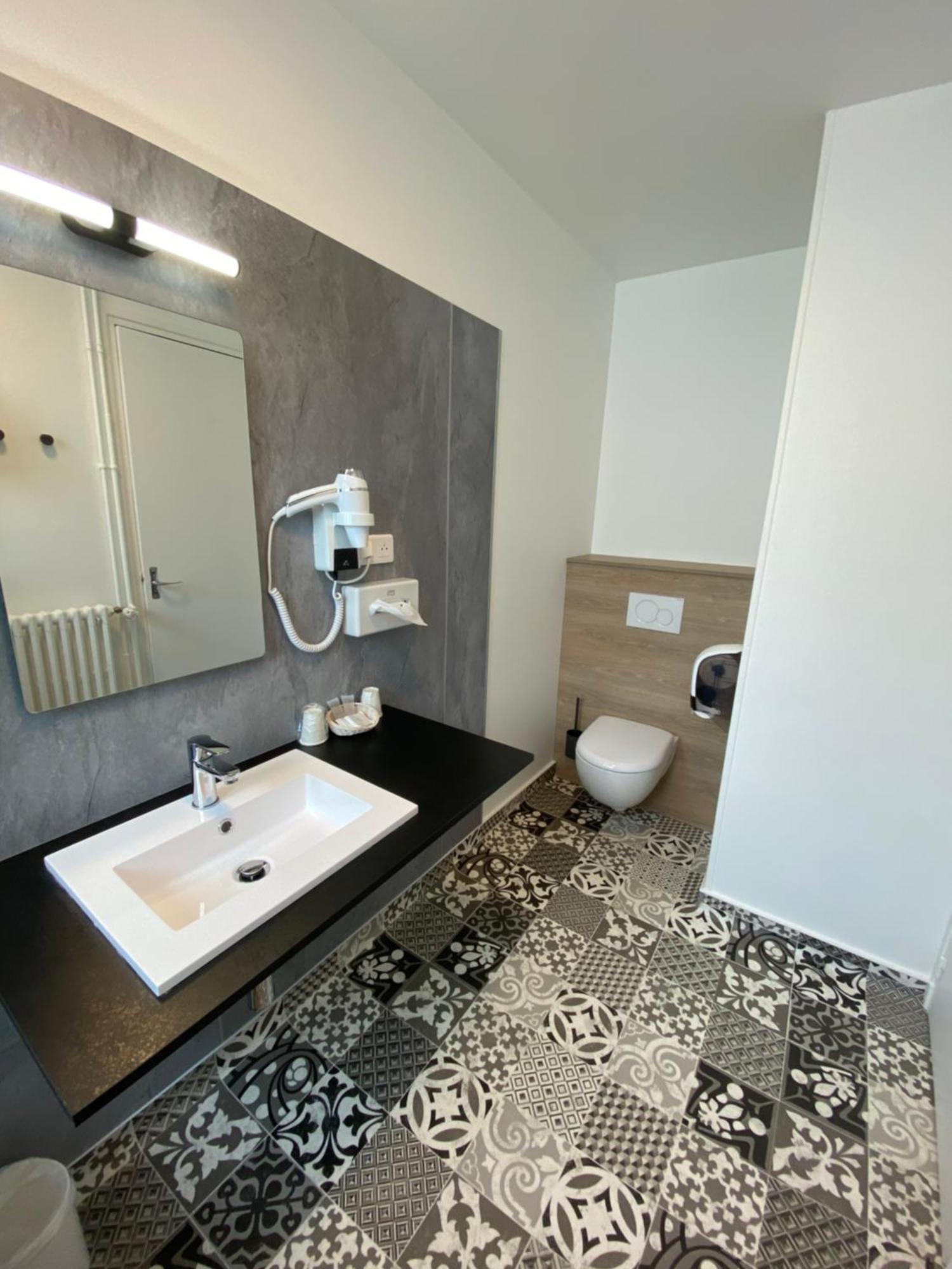 Hotel Du Louvre Cherbourg-en-Cotentin Exteriér fotografie